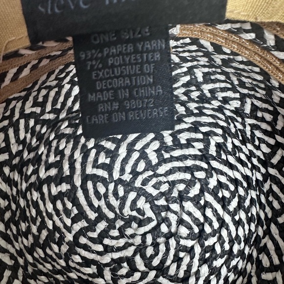 Steve Madden floppy sun hat With pompoms - Picture 8 of 8